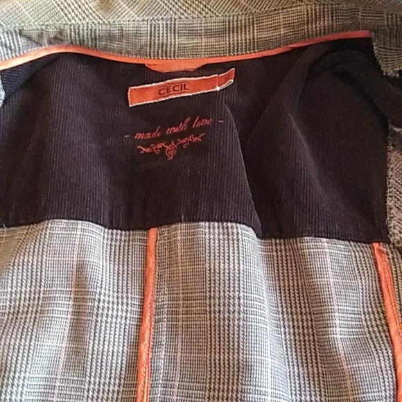 Vintage Cecil Plaid Blazer with Elbow Patches - Picture 9 of 12